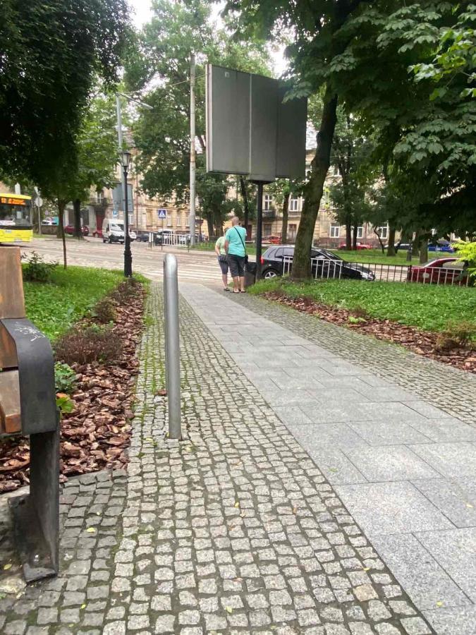 リヴィウВірменська 14 Центр З Балконом Не Далеко Від Ж Д Вокзалу Звітні Документиアパートメント エクステリア 写真